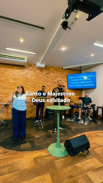 Esse louvor é a nossa oração